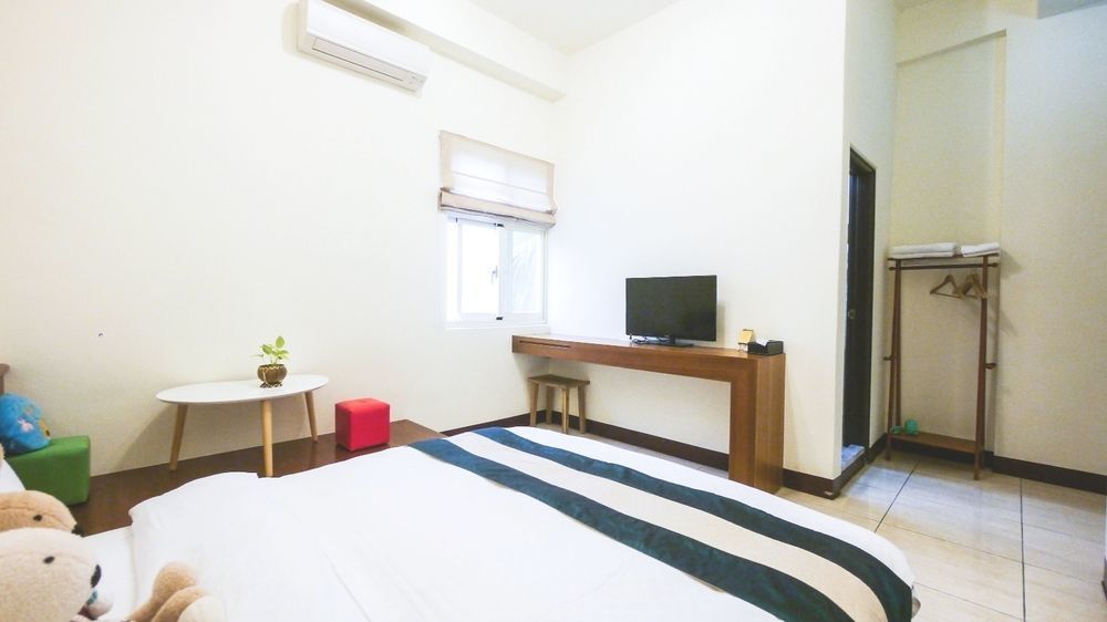 הואליין סיטי Encounter Hostel מראה חיצוני תמונה